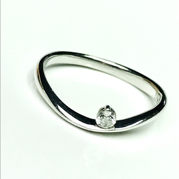 PLATINUM & DIAMOND Wave Ring - Picture 12 of 14